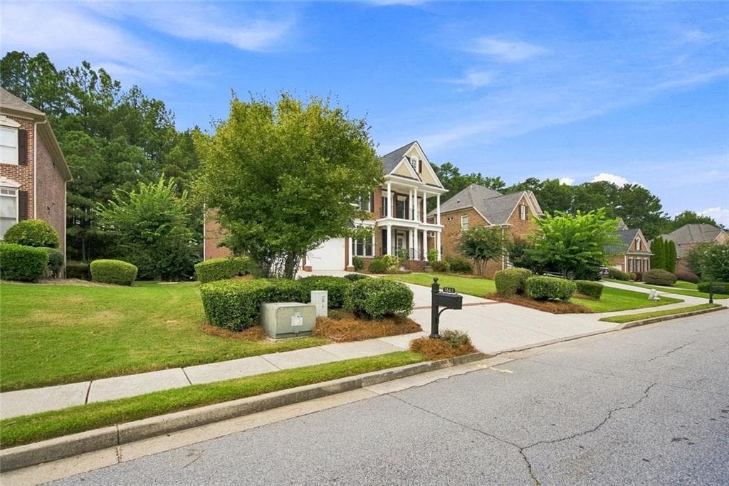 5 bedroom, 5 bathroom, 4,796 sq ft single family residence for sale at 1843 Royal Troon Court, Duluth, GA 30097 — photo 5
