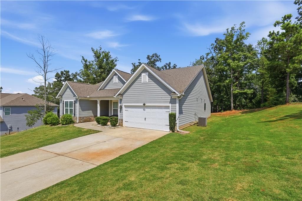 4 bedroom, 3 bathroom, 2,136 sq ft single family residence for sale at 20 Bingley Court, Covington, GA 30016 — photo 2
