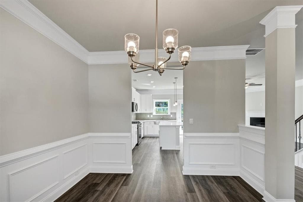 5 bedroom, 4 bathroom, 2,628 sq ft single family residence for sale at 5382 Tuscany Drive, Douglasville, GA 30135 — photo 9