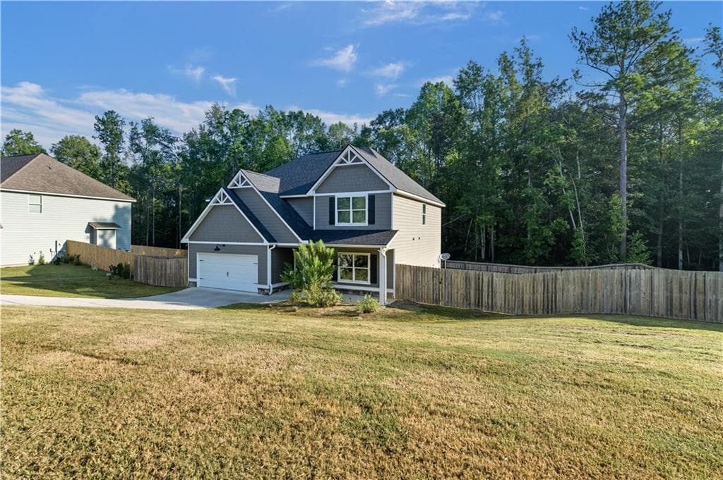 4 bedroom, 3 bathroom, 2,649 sq ft single family residence for sale at 141 Anita Blvd, Carrollton, GA 30117 — photo 2