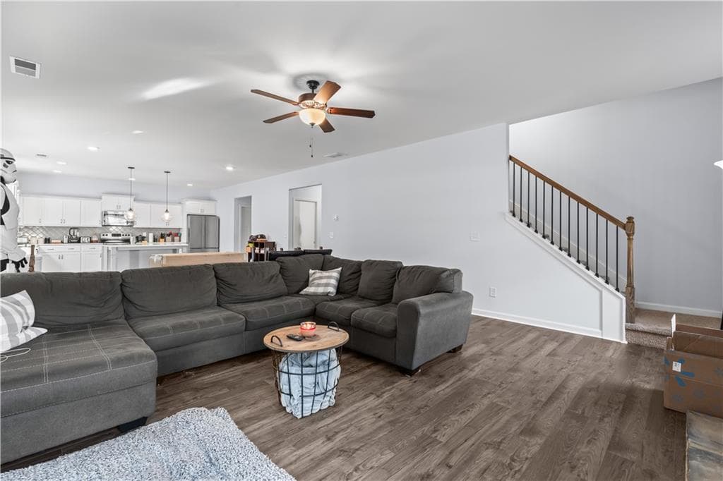 4 bedroom, 3 bathroom, 2,649 sq ft single family residence for sale at 141 Anita Blvd, Carrollton, GA 30117 — photo 4