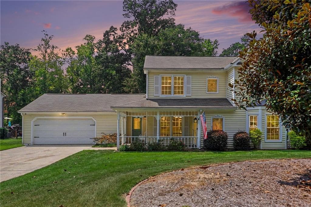 5 bedroom, 4 bathroom, 4,200 sq ft single family residence for sale at 111 Edgewater Way, Peachtree City, GA 30269
