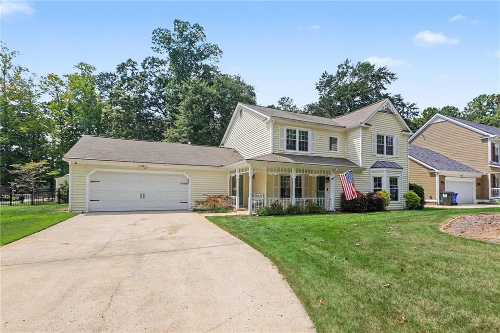 5 bedroom, 4 bathroom, 4,200 sq ft single family residence for sale at 111 Edgewater Way, Peachtree City, GA 30269 — photo 3