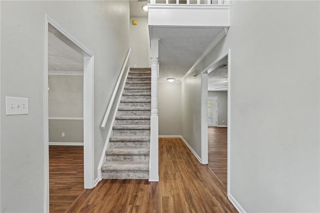 5 bedroom, 4 bathroom, 4,200 sq ft single family residence for sale at 111 Edgewater Way, Peachtree City, GA 30269 — photo 4
