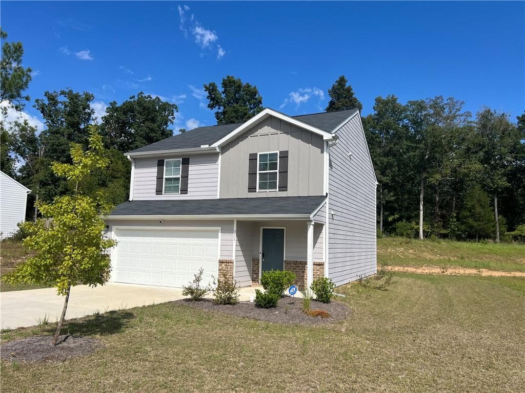 3 bedroom, 3 bathroom, 1,614 sq ft single family residence for sale at 224 Dream Catcher Drive, Lizella, GA 31052