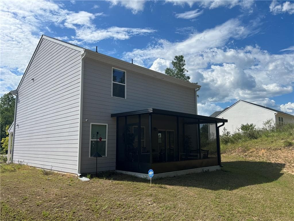 3 bedroom, 3 bathroom, 1,614 sq ft single family residence for sale at 224 Dream Catcher Drive, Lizella, GA 31052 — photo 5