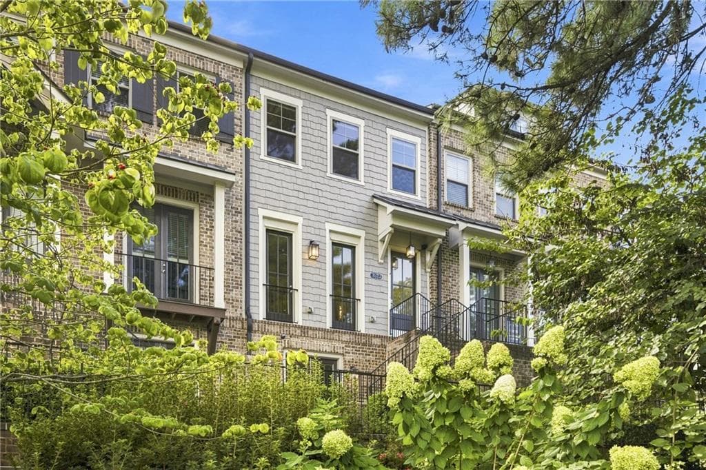 3 bedroom, 4 bathroom, 2,412 sq ft townhouse for rent at 3573 Parkside Way, Atlanta, GA 30319 for $4,900 a month — photo 1 of 42