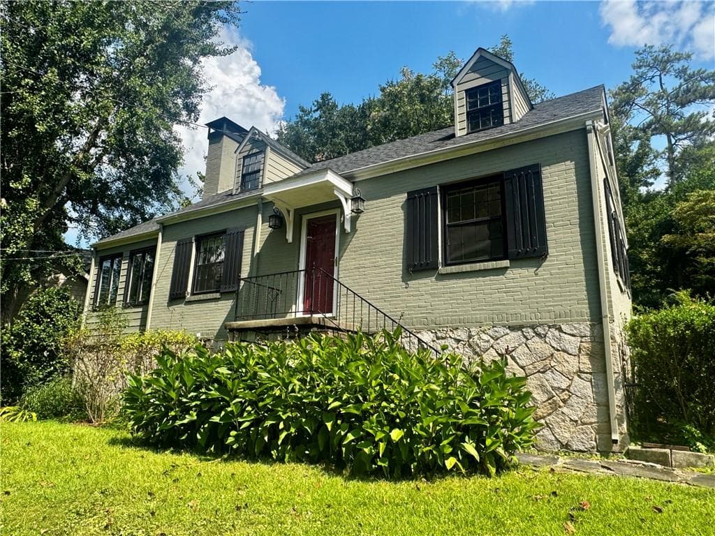 3 bedroom, 1 bathroom, 1,236 sq ft single family residence for sale at 109 Kathryn Avenue, Decatur, GA 30030 — photo 2