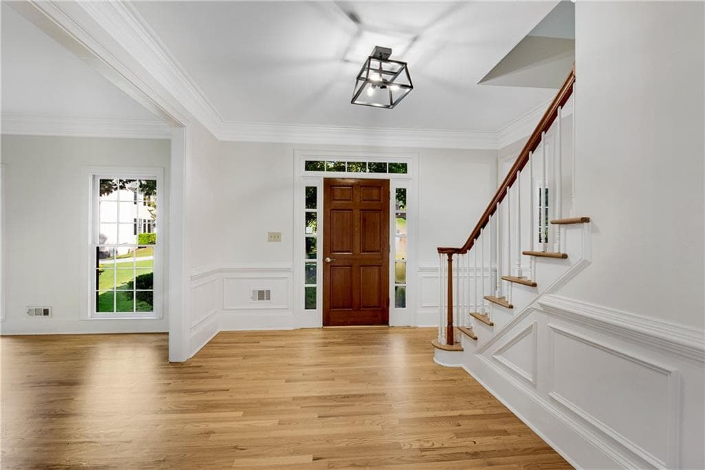 6 bedroom, 5 bathroom, 4,058 sq ft single family residence for sale at 750 Arkwith Way, Alpharetta, GA 30022 — photo 5