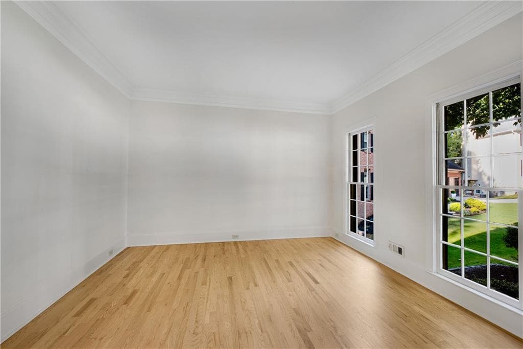 6 bedroom, 5 bathroom, 4,058 sq ft single family residence for sale at 750 Arkwith Way, Alpharetta, GA 30022 — photo 6