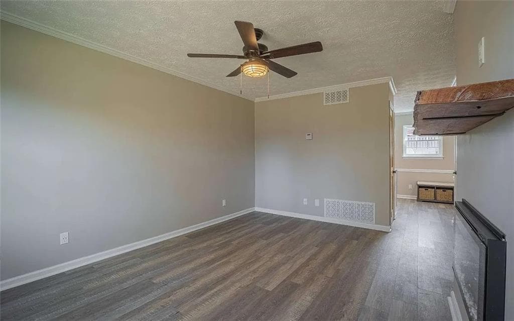 2 bedroom, 2 bathroom, 986 sq ft other for rent at 1235 Riverside Drive D1, Gainesville, GA 30501 for $1,600 a month — photo 7