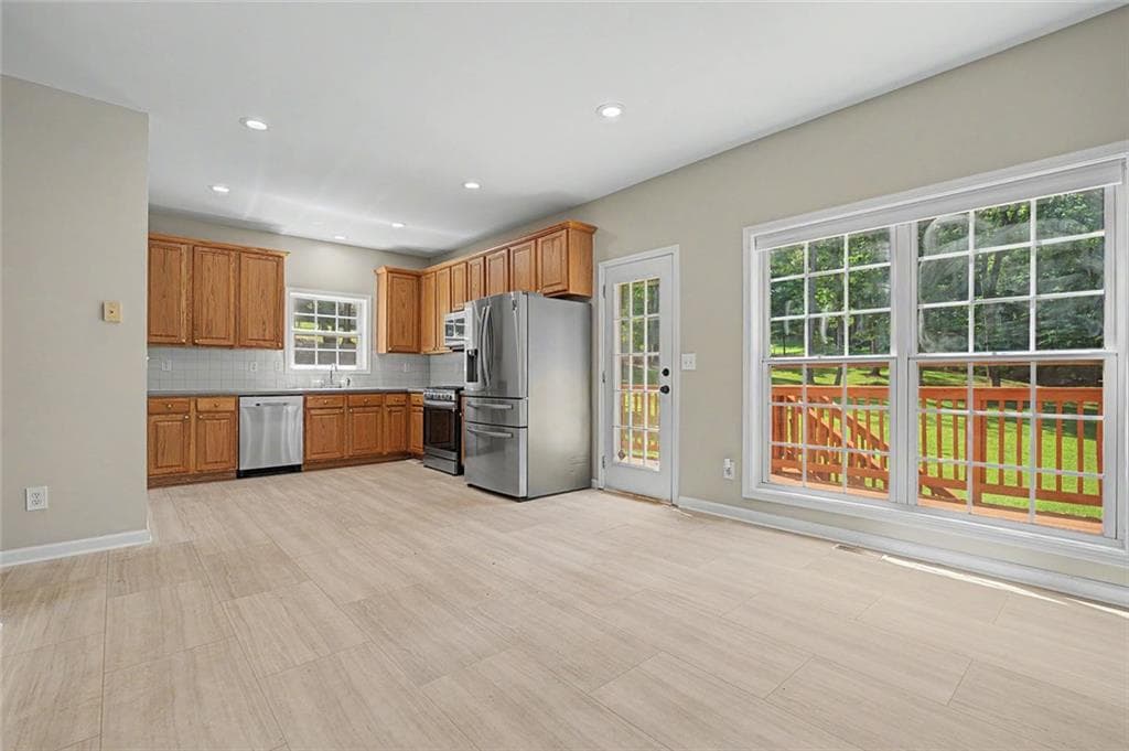 4 bedroom, 3 bathroom, 3,278 sq ft single family residence for sale at 1702 Imperial Court, Hoschton, GA 30548 — photo 7