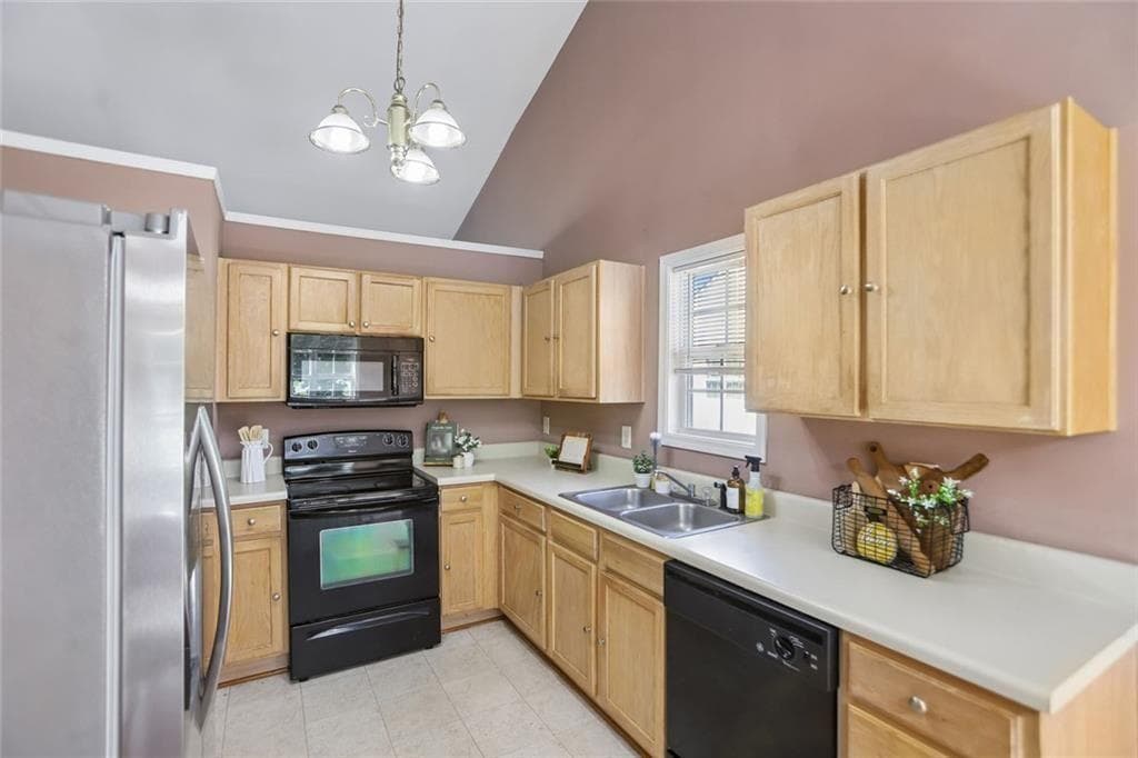 5 bedroom, 3 bathroom, 2,595 sq ft single family residence for sale at 9720 Poole Road, Villa Rica, GA 30180 — photo 3