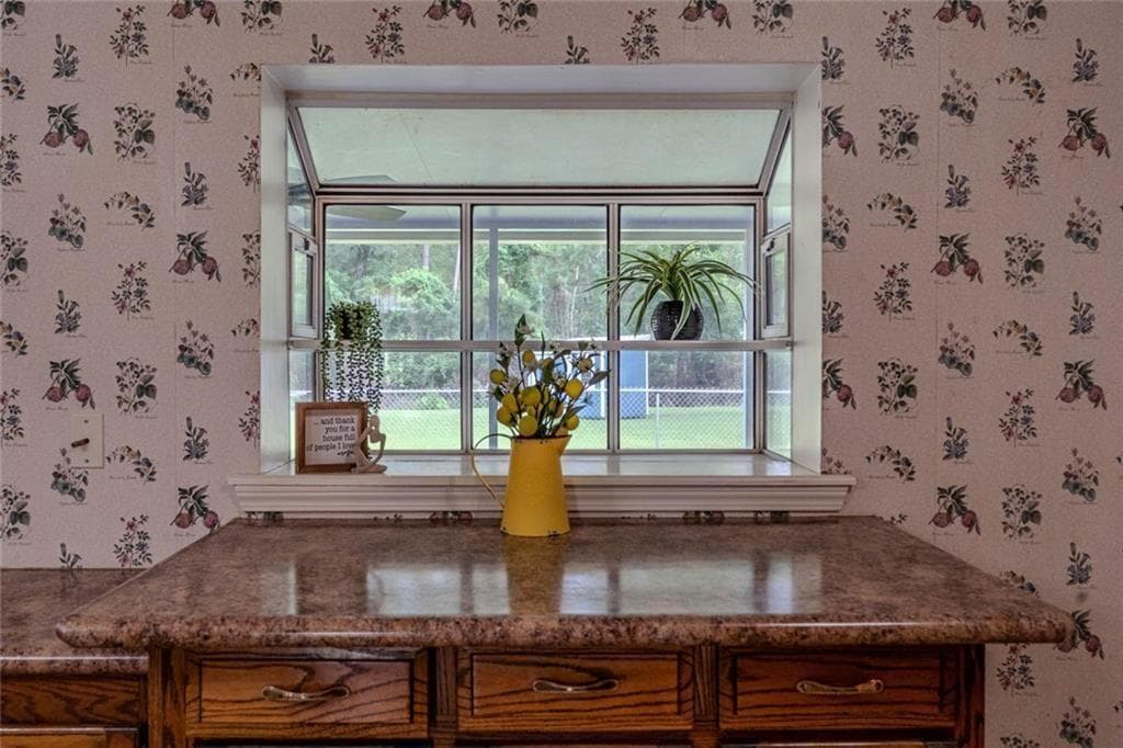 4 bedroom, 2 bathroom single family residence under contract at 133 English Street, Douglas, GA 31535 — photo 9
