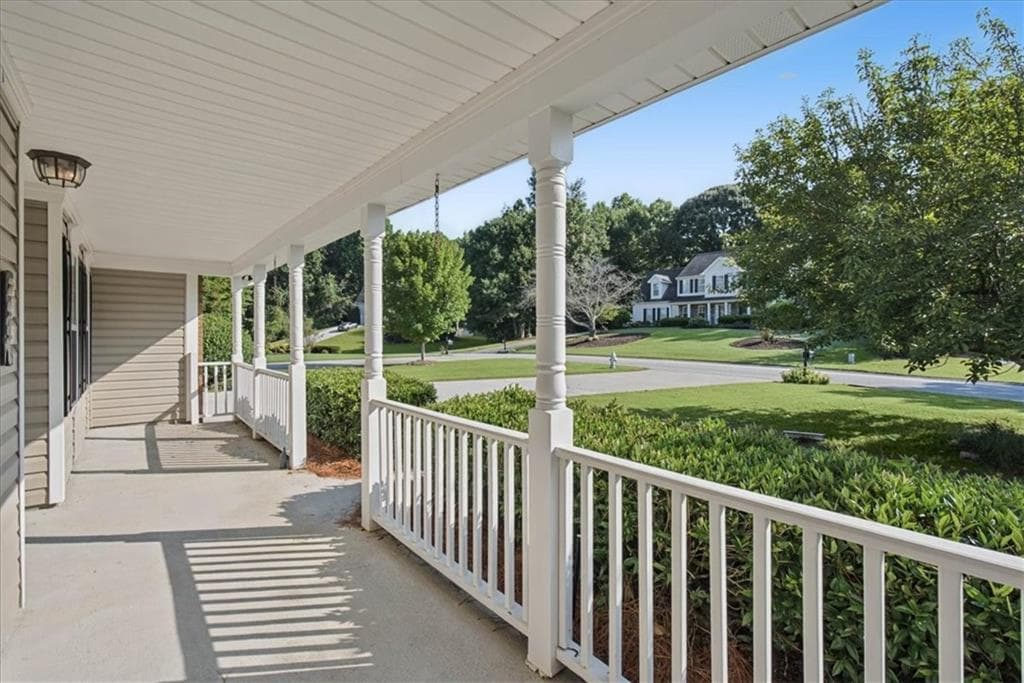 4 bedroom, 2 bathroom, 2,100 sq ft single family residence for sale at 295 Glenn Eagles Way, Hiram, GA 30141 — photo 7