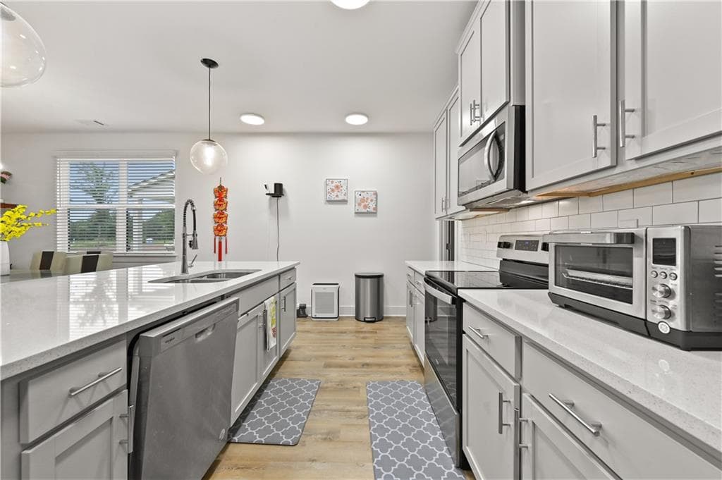 4 bedroom, 3 bathroom, 2,478 sq ft single family residence for sale at 3442 Adler Trail, Buford, GA 30519 — photo 5