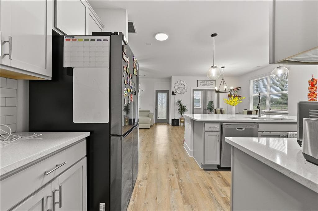 4 bedroom, 3 bathroom, 2,478 sq ft single family residence for sale at 3442 Adler Trail, Buford, GA 30519 — photo 7
