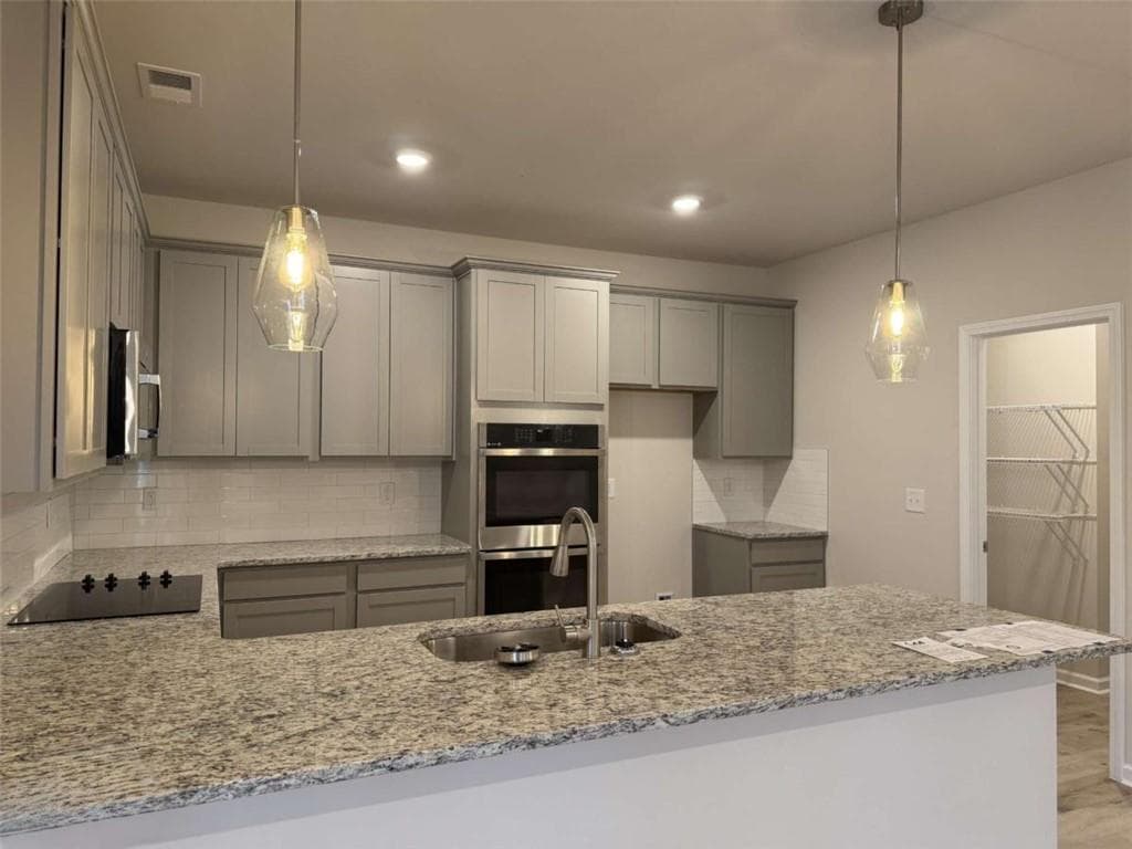 5 bedroom, 4 bathroom, 3,300 sq ft single family residence under contract at 286 Crabapple Road, Mcdonough, GA 30253 — photo 4