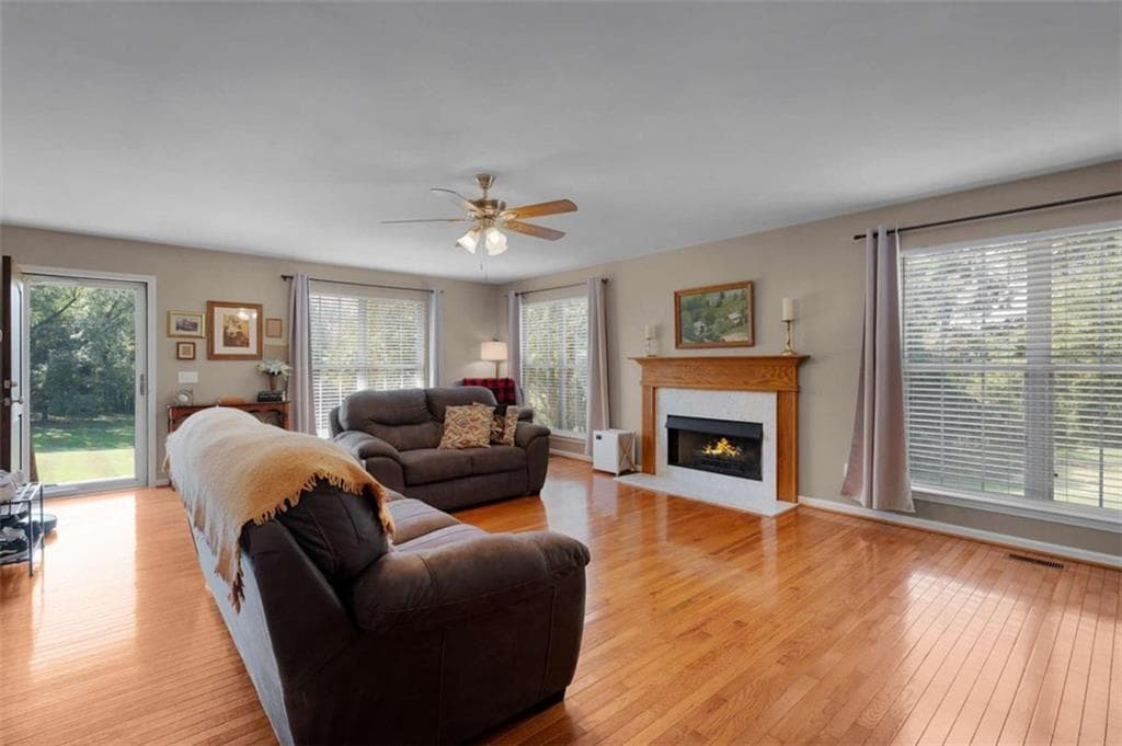 3 bedroom, 2 bathroom, 1,980 sq ft single family residence for sale at 437 Goat Road, Resaca, GA 30735 — photo 6