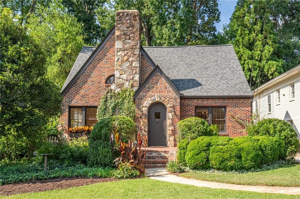 3 bedroom, 2 bathroom, 1,665 sq ft single family residence for sale at 1119 University Drive, Atlanta, GA 30306