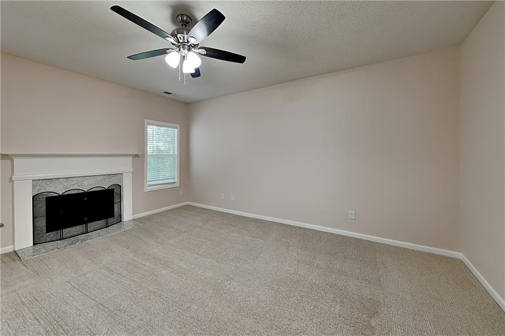 4 bedroom, 3 bathroom, 1,921 sq ft single family residence for rent at 125 Omega Court, Dallas, GA 30157 for $2,100 a month — photo 4