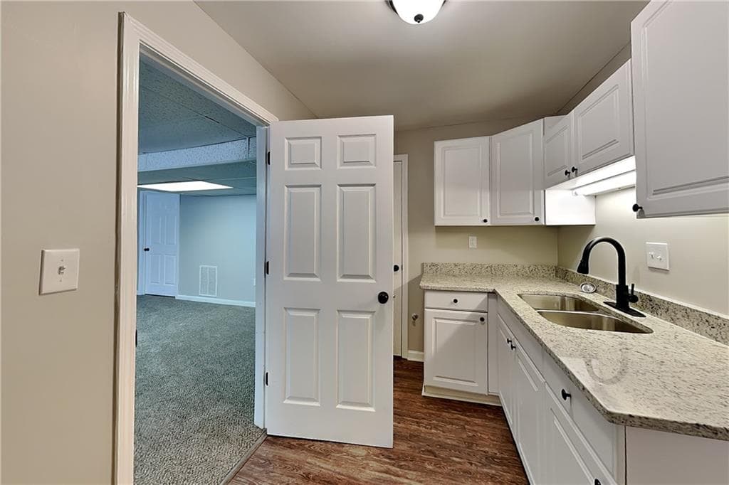 4 bedroom, 4 bathroom, 4,264 sq ft single family residence for rent at 3146 Crestmont Way, Kennesaw, GA 30152 for $3,375 a month — photo 7