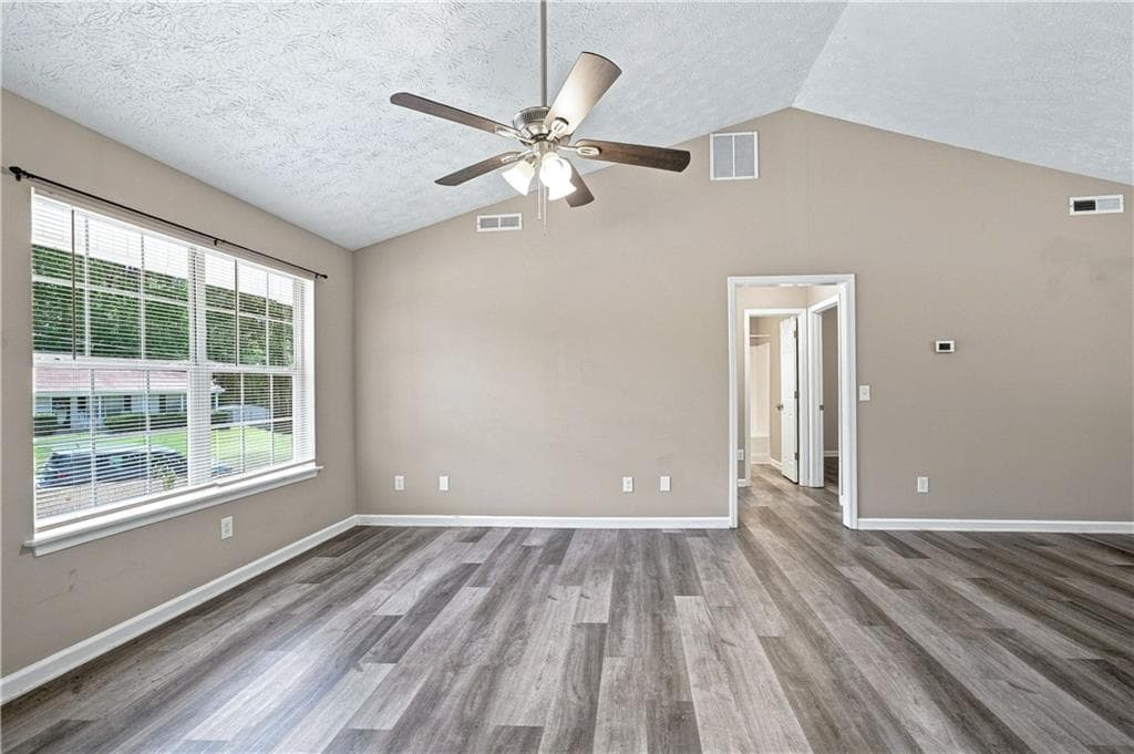 3 bedroom, 2 bathroom, 1,118 sq ft single family residence for rent at 6985 Crooked O Trail, Gainesville, GA 30506 for $1,700 a month — photo 4