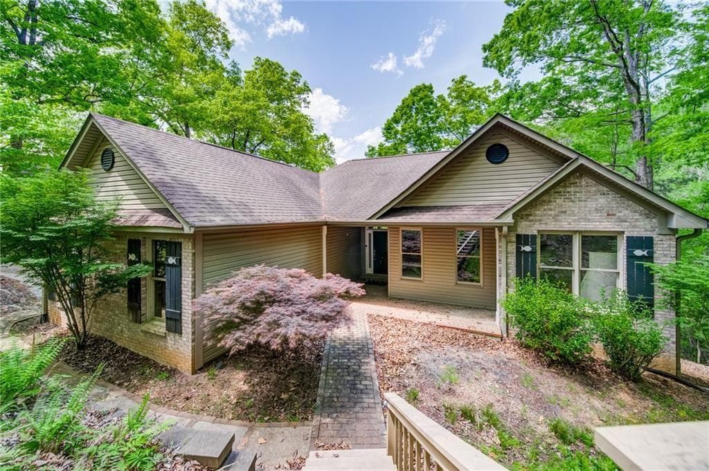 3 bedroom, 4 bathroom, 1,754 sq ft single family residence for sale at 122 Douglas Fir Drive, Waleska, GA 30183 — photo 4