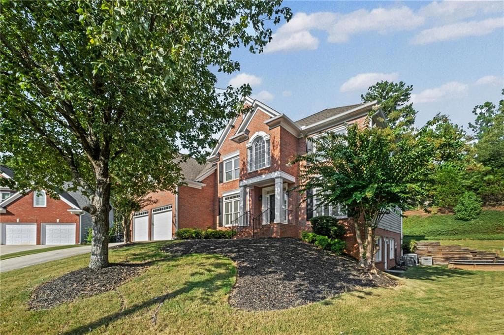 6 bedroom, 4 bathroom, 3,710 sq ft single family residence under contract at 3524 Bonaire Bluff, Marietta, GA 30066 — photo 2