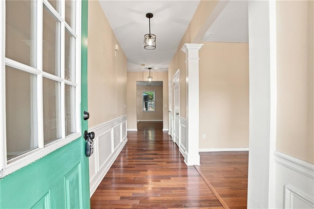 4 bedroom, 3 bathroom, 2,952 sq ft single family residence for sale at 7174 Flagstone Place, Union City, GA 30291 — photo 6