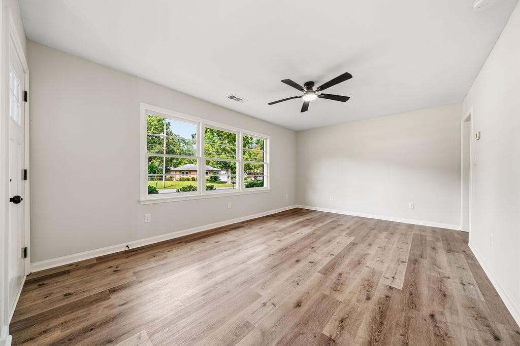 3 bedroom, 1 bathroom, 908 sq ft single family residence for sale at 20 Plymouth Road, Rome, GA 30165 — photo 3