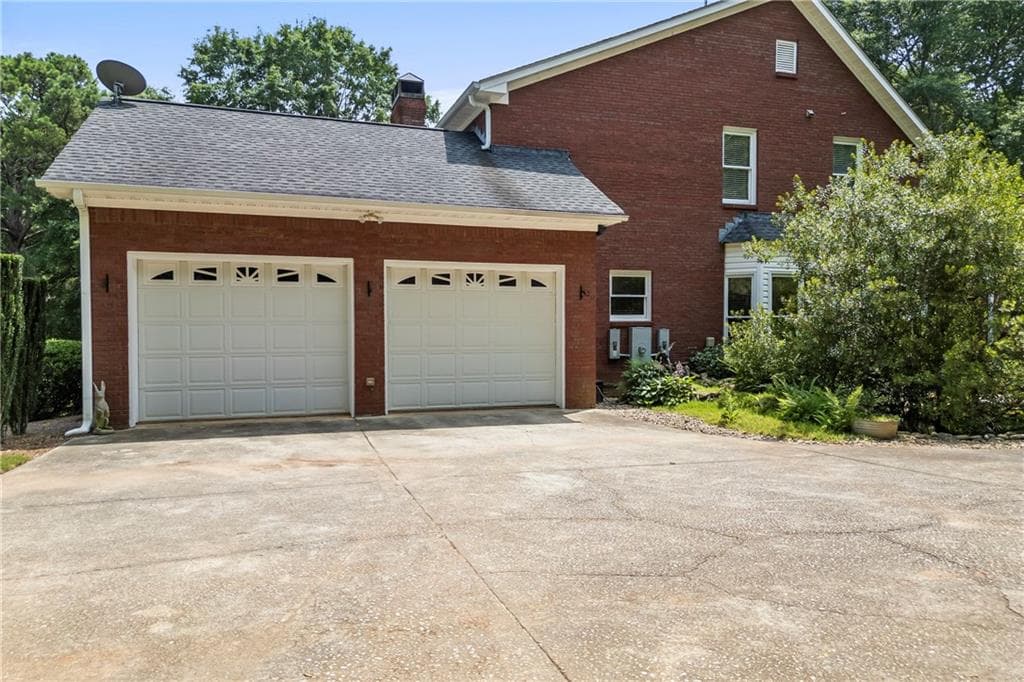 5 bedroom, 4 bathroom, 4,800 sq ft single family residence for sale at 3651 Chandler Haulk Road, Loganville, GA 30052 — photo 6