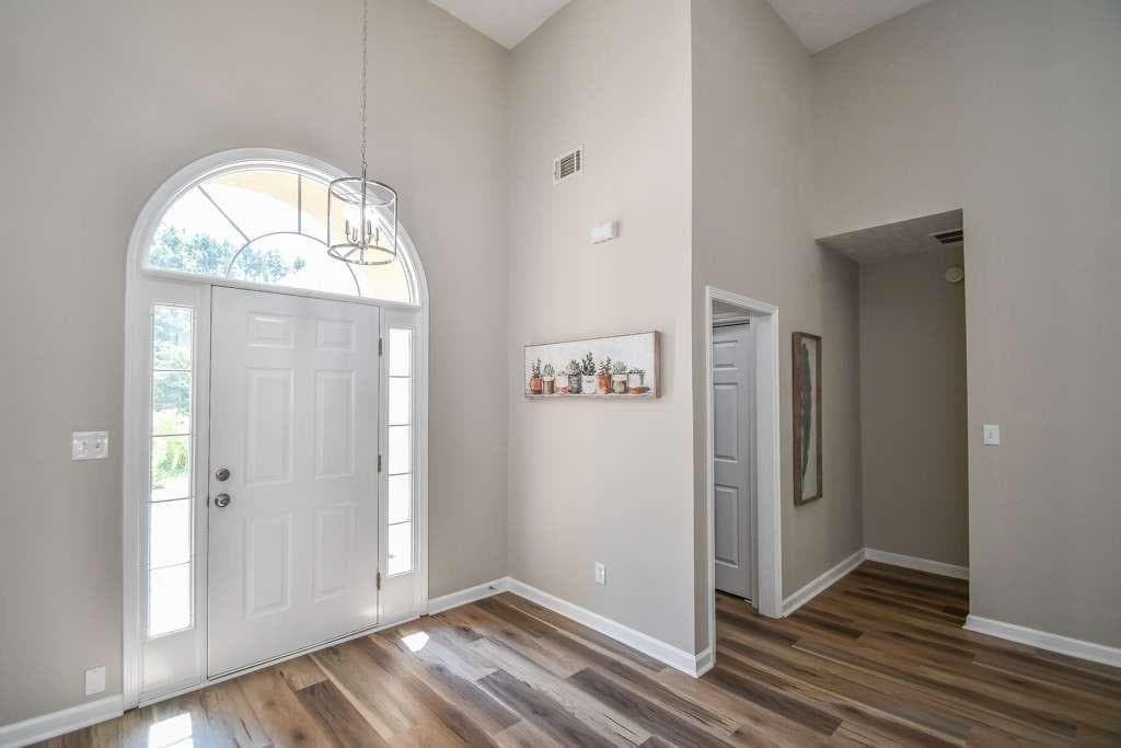 4 bedroom, 2 bathroom, 1,913 sq ft single family residence under contract at 104 Sweetbriar Walk, Stockbridge, GA 30281 — photo 6