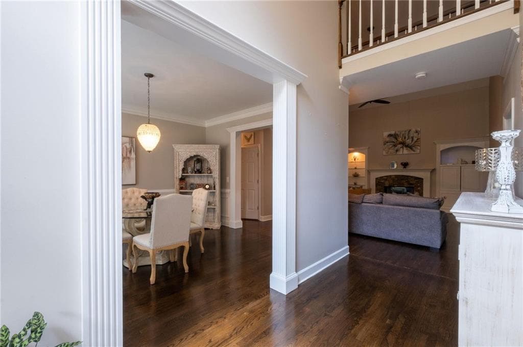 5 bedroom, 5 bathroom, 3,372 sq ft single family residence under contract at 4850 Haydens Walk Drive, Johns Creek, GA 30022 — photo 7