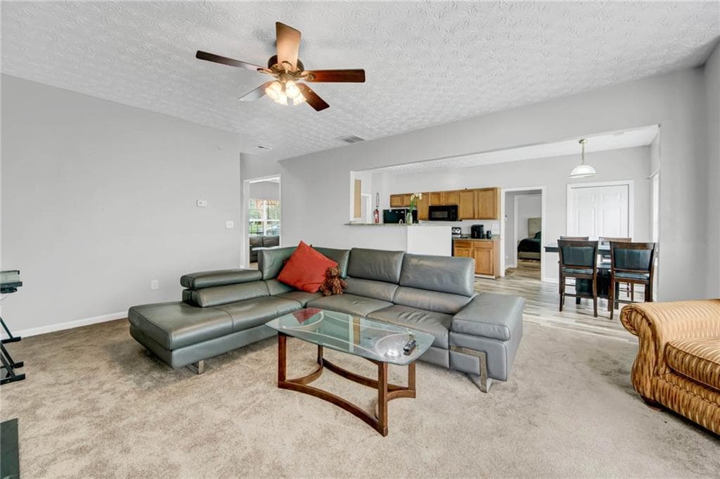5 bedroom, 3 bathroom, 2,420 sq ft single family residence for sale at 272 Wood Sage Drive, Riverdale, GA 30274 — photo 6