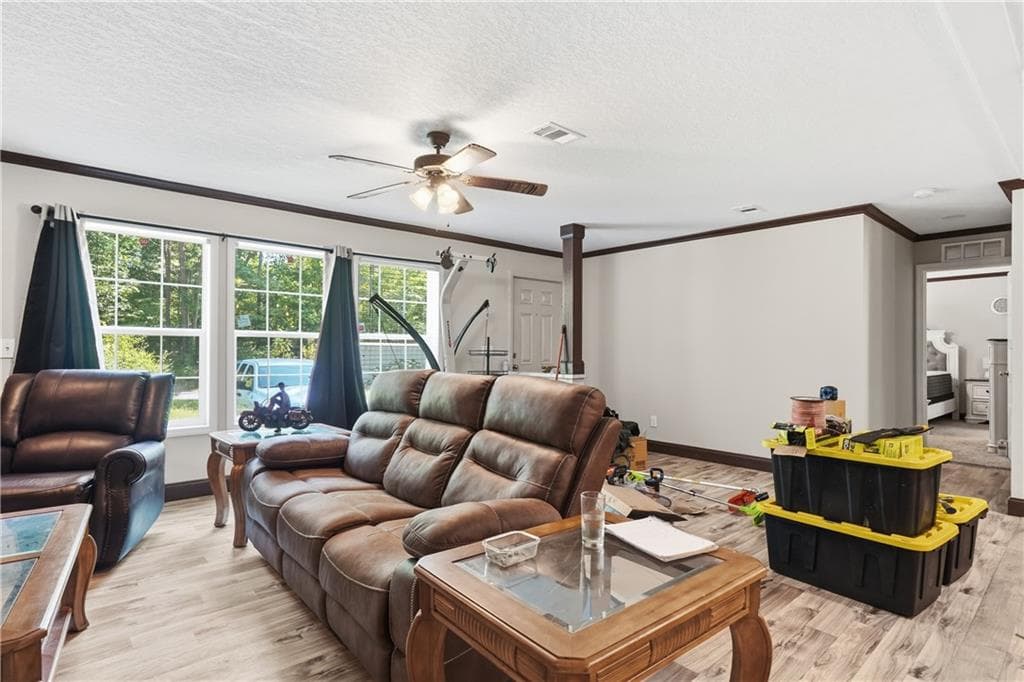 3 bedroom, 3 bathroom, 2,048 sq ft single family residence for sale at 154 Silvers Road, Chatsworth, GA 30705 — photo 7