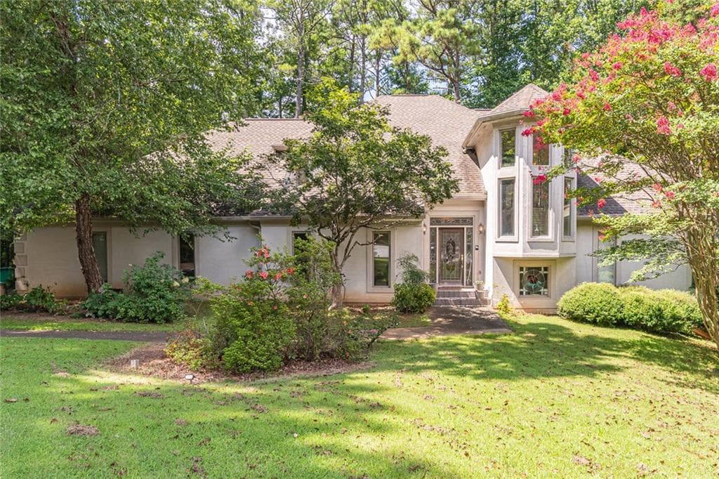 4 bedroom, 4 bathroom home for sale at 1704 Heritage Way, Stone Mountain, GA