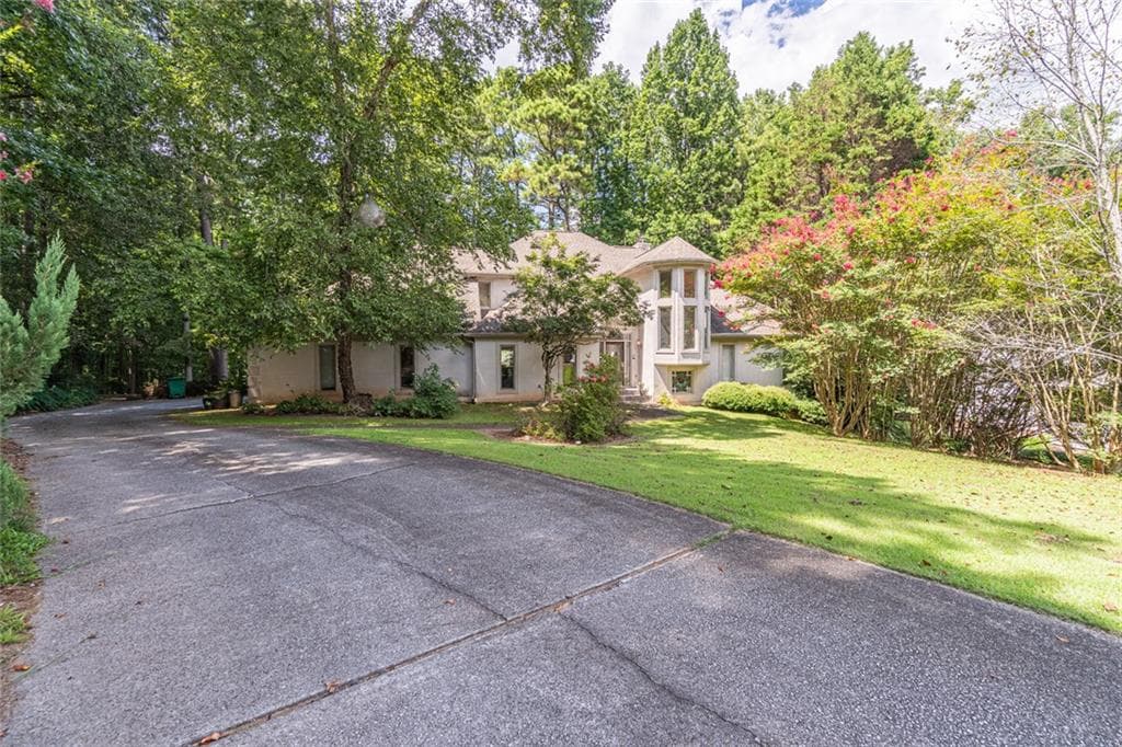 4 bedroom, 4 bathroom single family residence for sale at 1704 Heritage Way, Stone Mountain, GA 30087 — photo 2