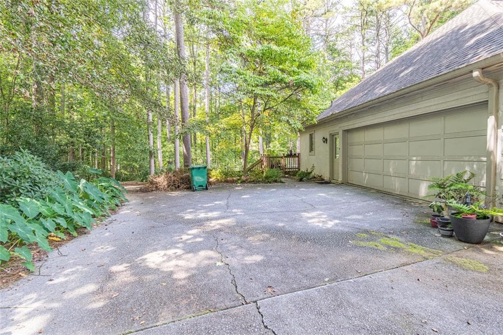 4 bedroom, 4 bathroom single family residence for sale at 1704 Heritage Way, Stone Mountain, GA 30087 — photo 3