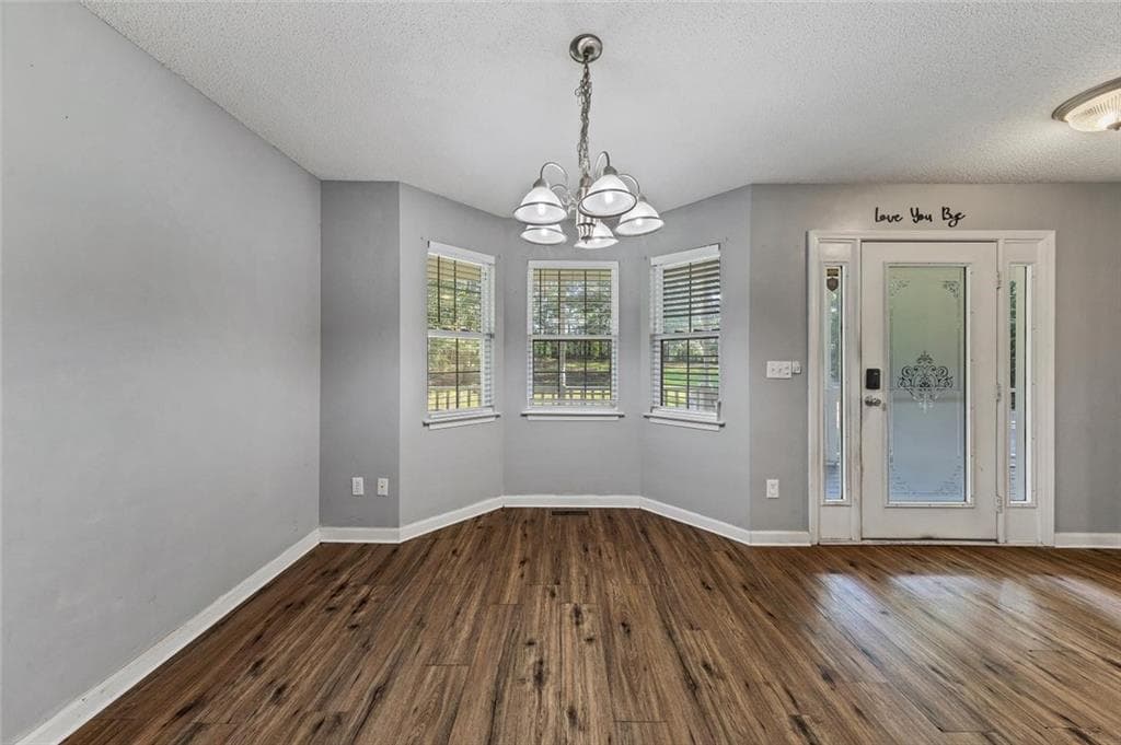 4 bedroom, 4 bathroom, 2,571 sq ft single family residence for sale at 6459 The Kings Way, Douglasville, GA 30135 — photo 2