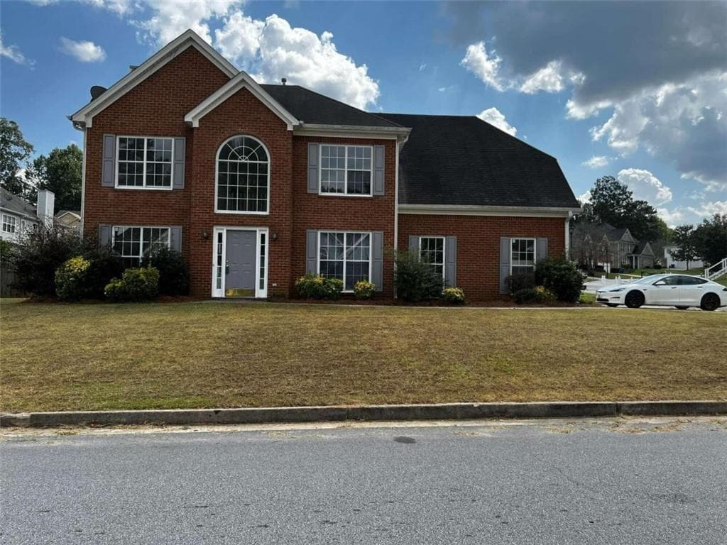 4 bedroom, 3 bathroom, 1,978 sq ft single family residence for sale at 500 Kings Place, Riverdale, GA 30296