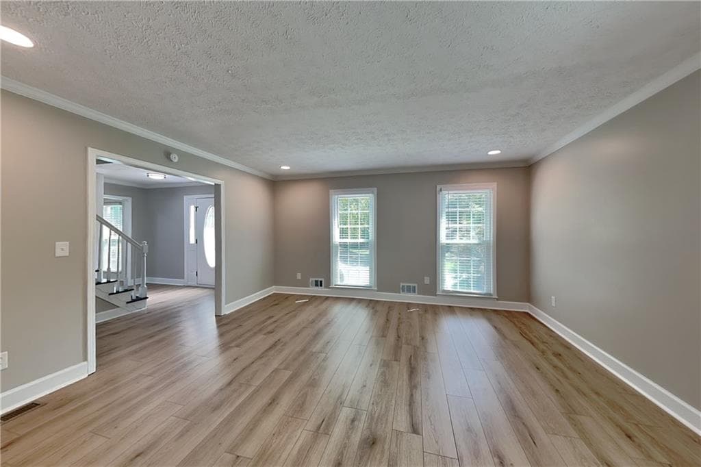 4 bedroom, 3 bathroom, 3,260 sq ft single family residence for rent at 3163 Oak Springs Way, Marietta, GA 30066 for $2,975 a month — photo 4