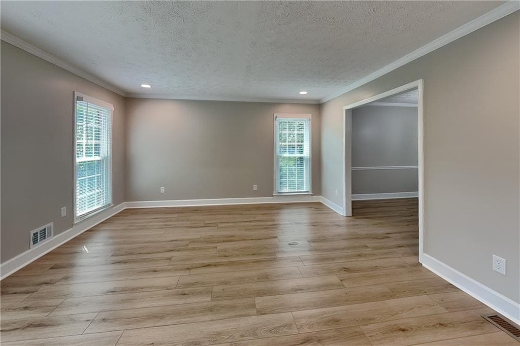 4 bedroom, 3 bathroom, 3,260 sq ft single family residence for rent at 3163 Oak Springs Way, Marietta, GA 30066 for $2,975 a month — photo 5