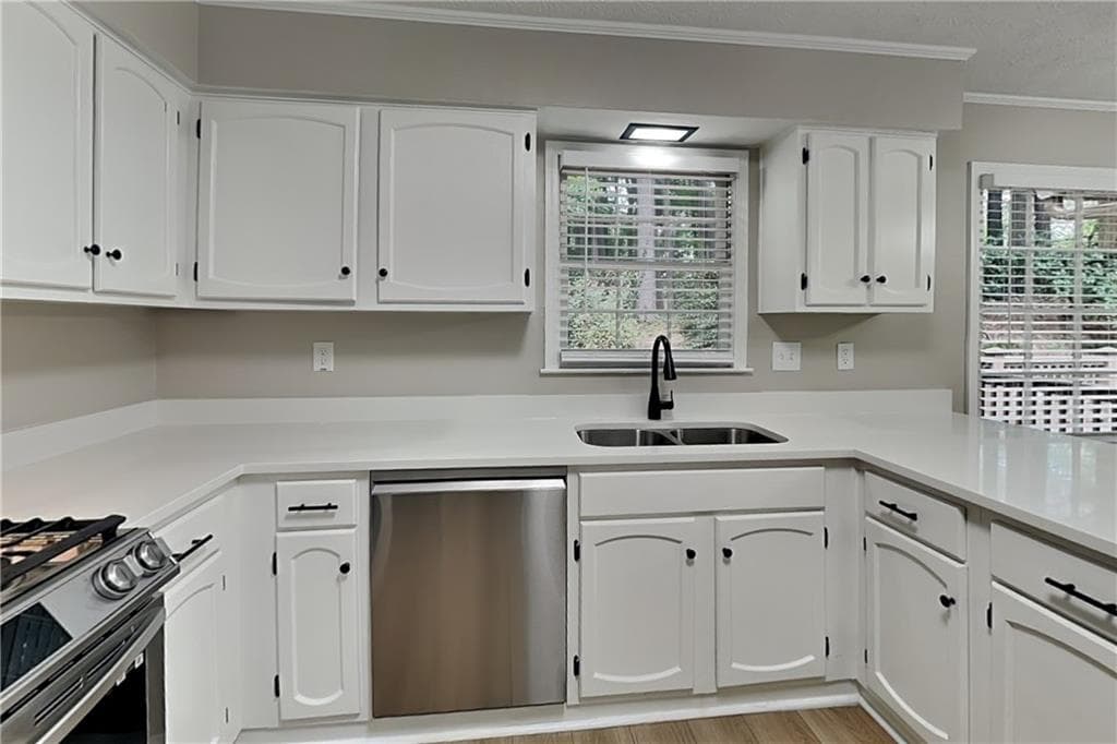 4 bedroom, 3 bathroom, 3,260 sq ft single family residence for rent at 3163 Oak Springs Way, Marietta, GA 30066 for $2,975 a month — photo 7