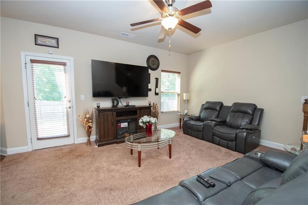 5 bedroom, 4 bathroom, 2,738 sq ft single family residence for sale at 244 Morrison trail, Hampton, GA 30228 — photo 6