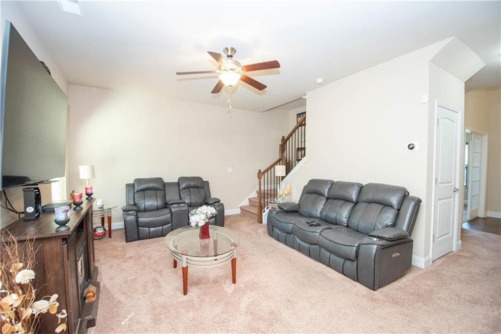5 bedroom, 4 bathroom, 2,738 sq ft single family residence for sale at 244 Morrison trail, Hampton, GA 30228 — photo 7