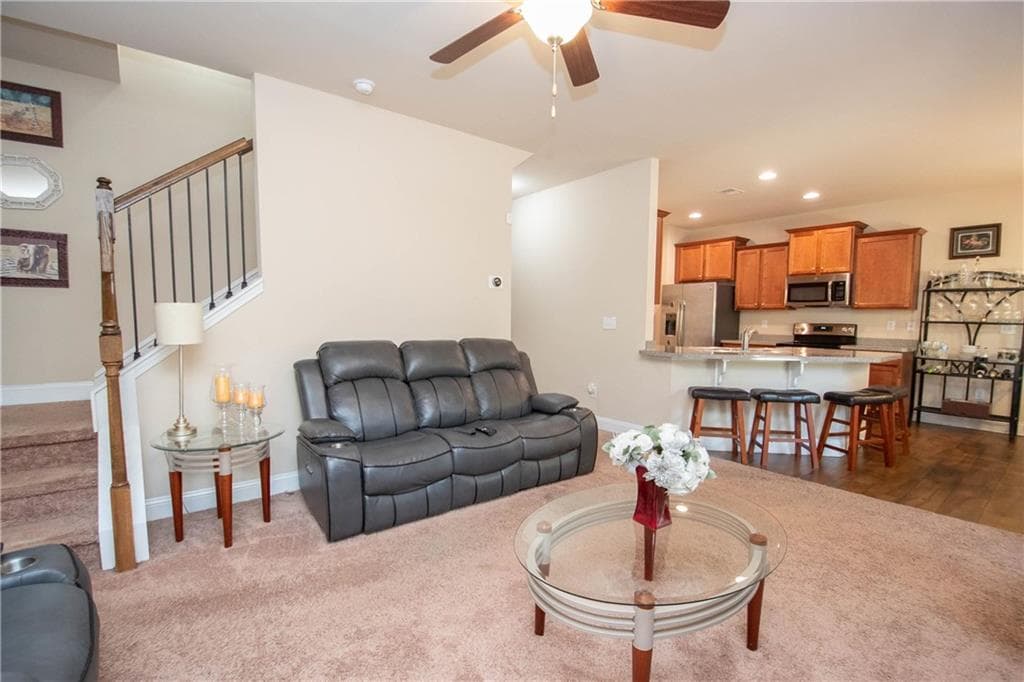 5 bedroom, 4 bathroom, 2,738 sq ft single family residence for sale at 244 Morrison trail, Hampton, GA 30228 — photo 9