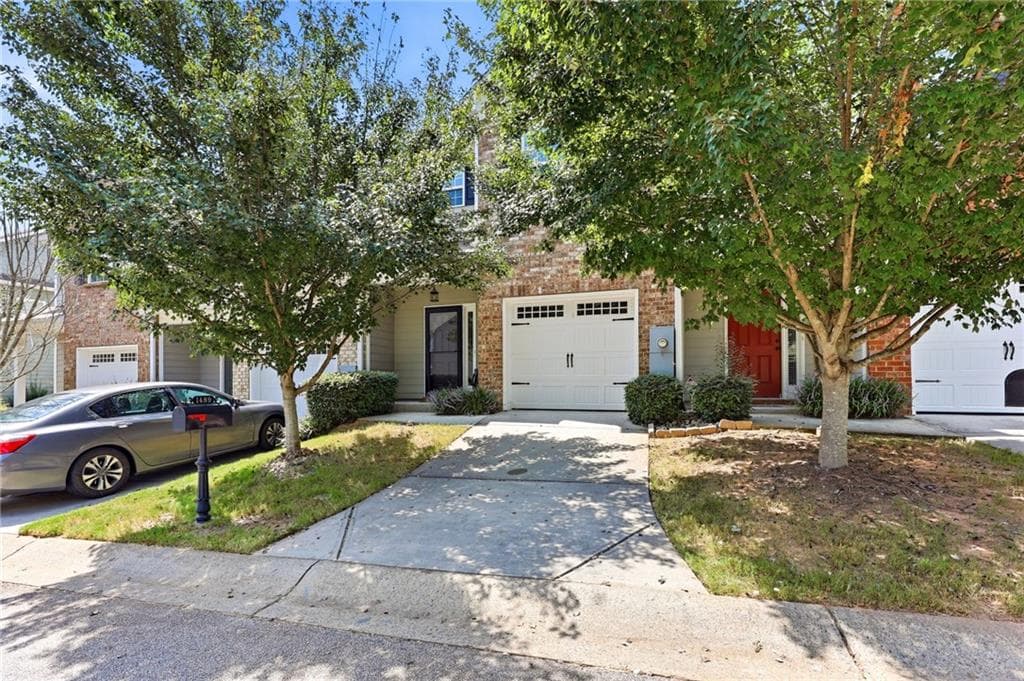 3 bedroom, 3 bathroom, 1,529 sq ft townhouse for sale at 1489 Bluff Valley Circle, Gainesville, GA 30504 — photo 7