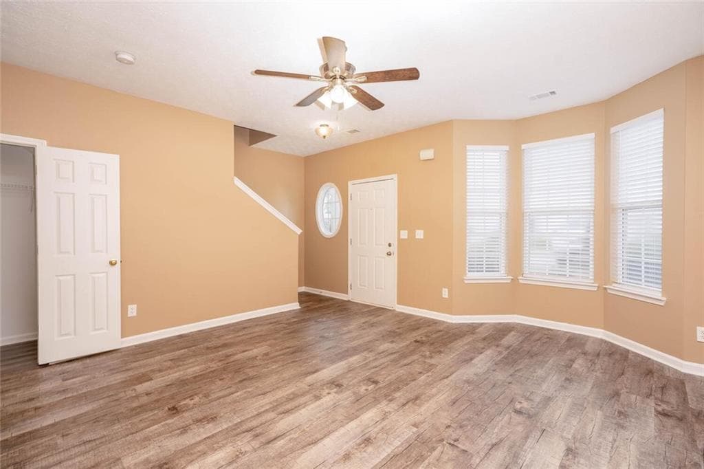 2 bedroom, 2 bathroom, 1,403 sq ft townhouse for rent at 102 Timber Ridge Drive, Cartersville, GA 30121 for $1,600 a month — photo 4