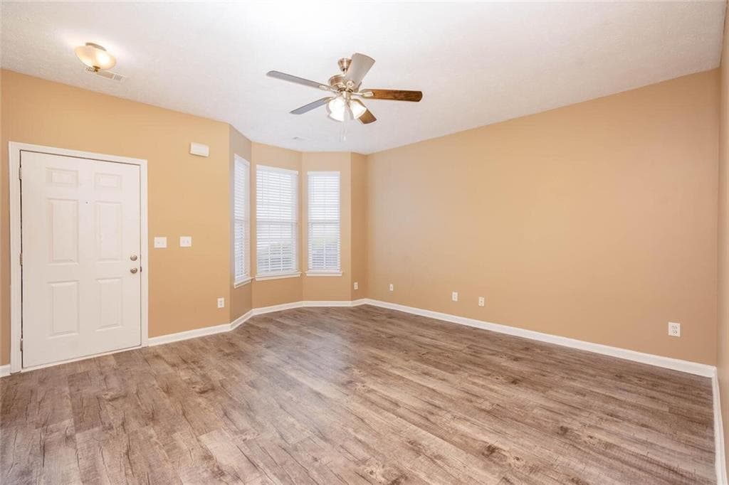 2 bedroom, 2 bathroom, 1,403 sq ft townhouse for rent at 102 Timber Ridge Drive, Cartersville, GA 30121 for $1,600 a month — photo 5